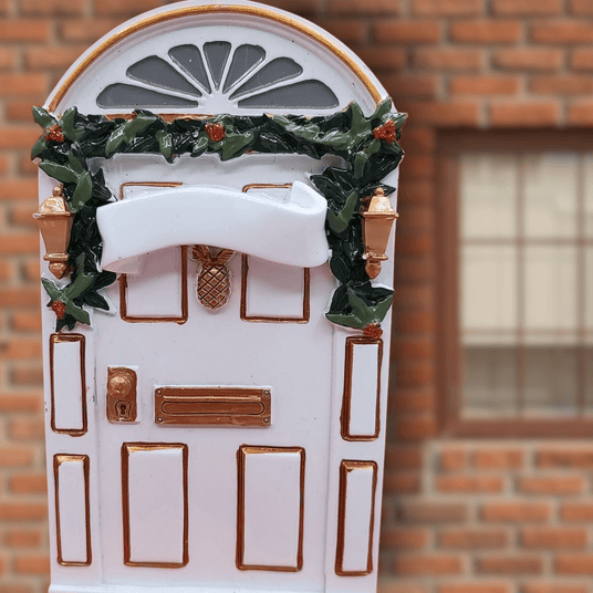 ORNAMENTS - HOME