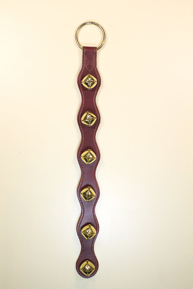 6 Plated Bells on Scalloped Doorhanger