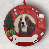 DOGS - BASSET HOUND - Red Wreath