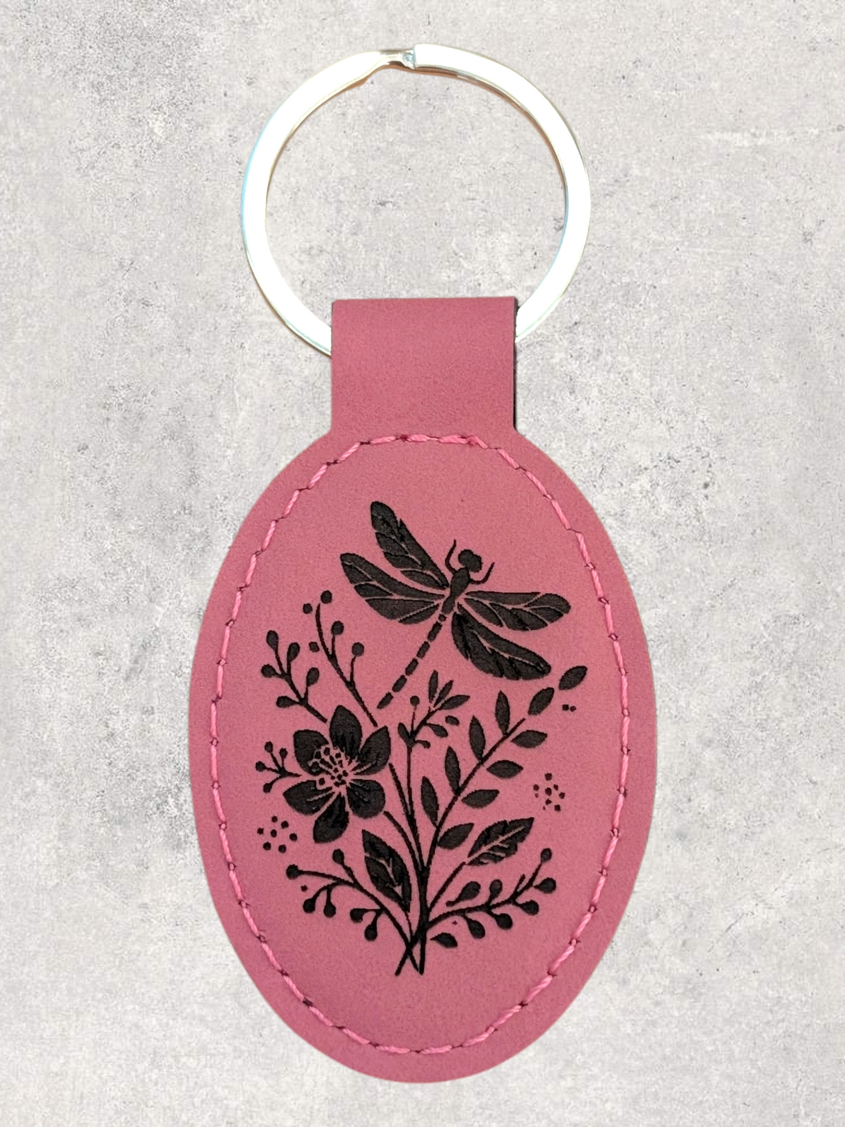 KEYCHAIN - DRAGONFLY & FLOWERS - Leatherette - Personalizable